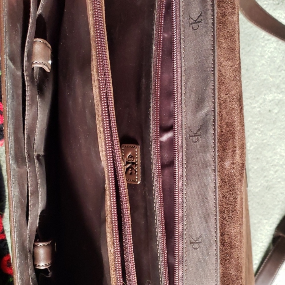 Gently used Calvin Klein brown leather briefcase - Picture 5 of 8